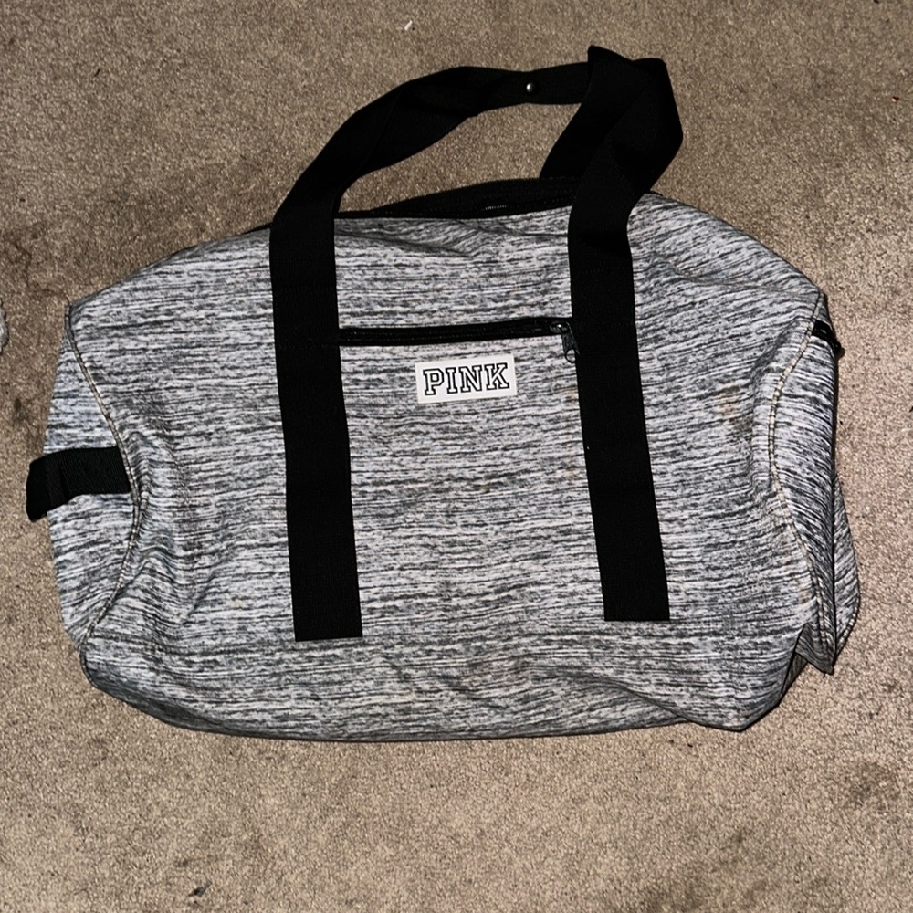 NWT VS PINK DUFFLE BAG - Picture 2 of 5